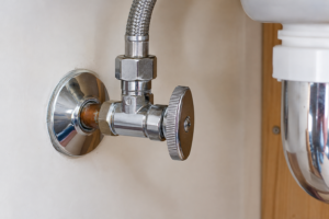 Isolating valve under the sink
